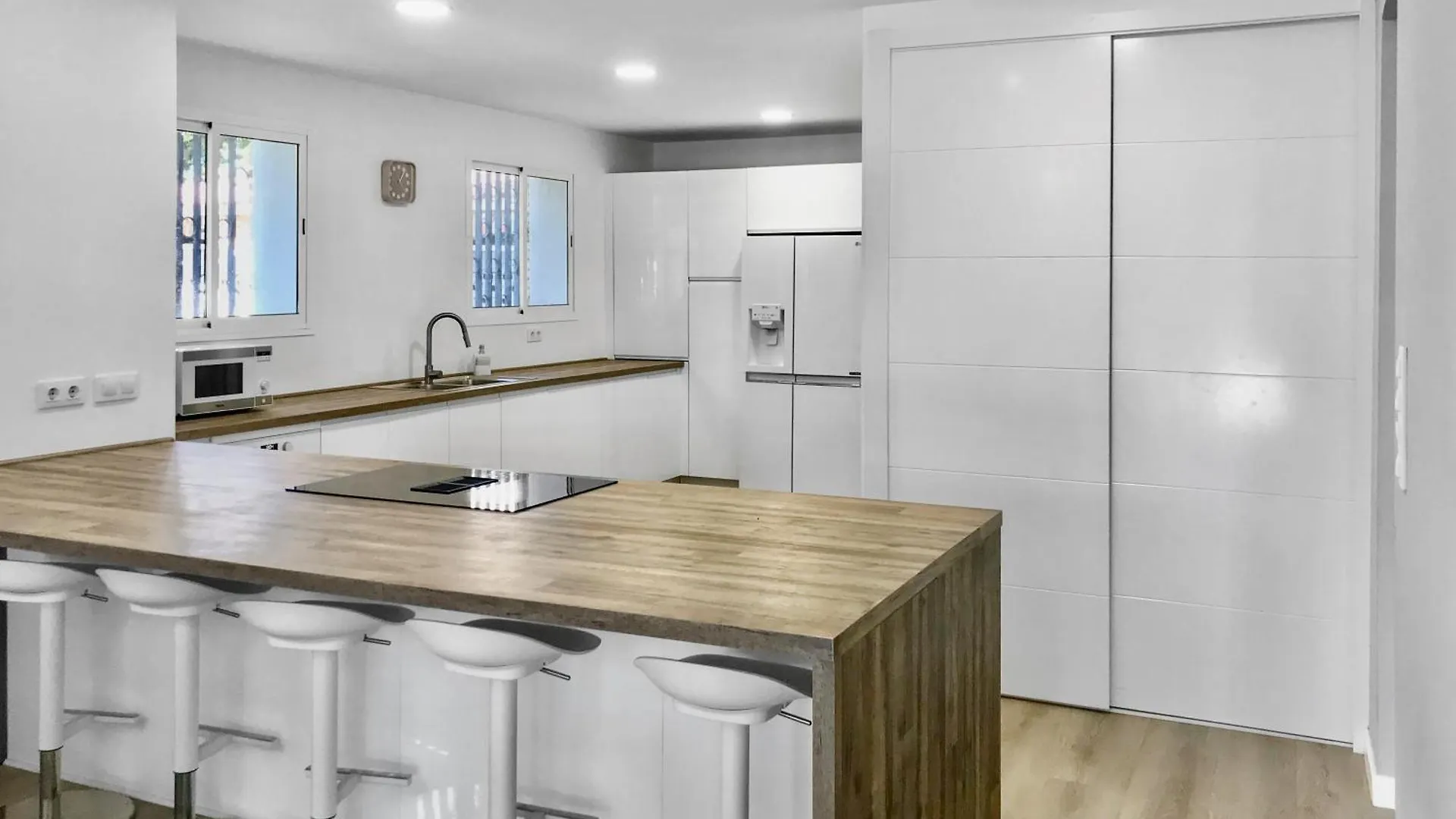 Villa Alamos Jerez I Piscina Salada Climatizada I Bbq I Jardines I 850M2 Jerez de la Frontera