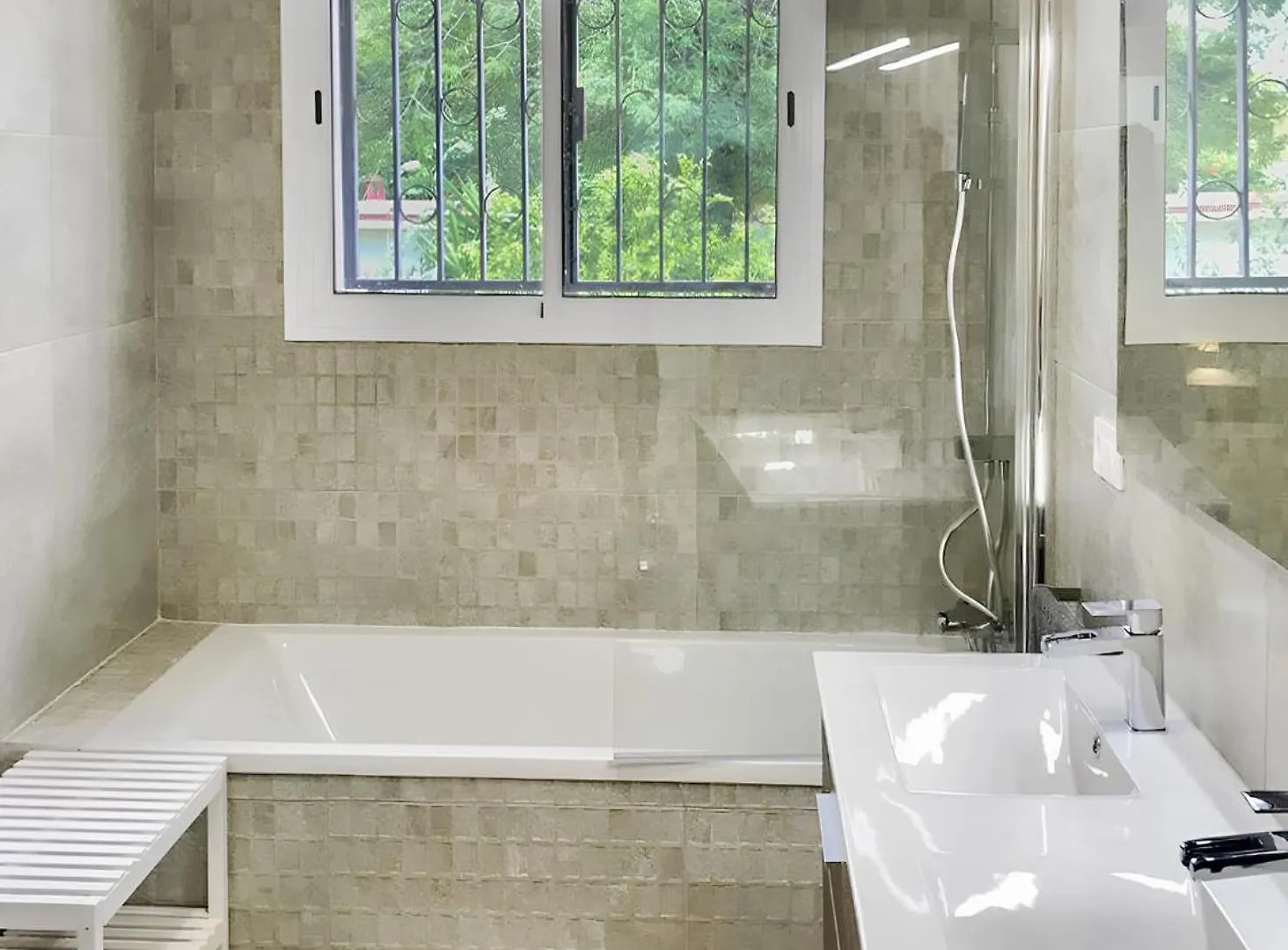 Villa Alamos Jerez I Piscina Salada Climatizada I Bbq I Jardines I 850M2 Jerez de la Frontera España