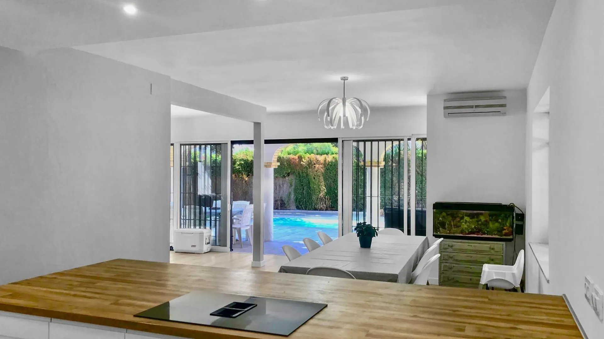 Villa Alamos Jerez I Piscina Salada Climatizada I Bbq I Jardines I 850M2 Jerez de la Frontera